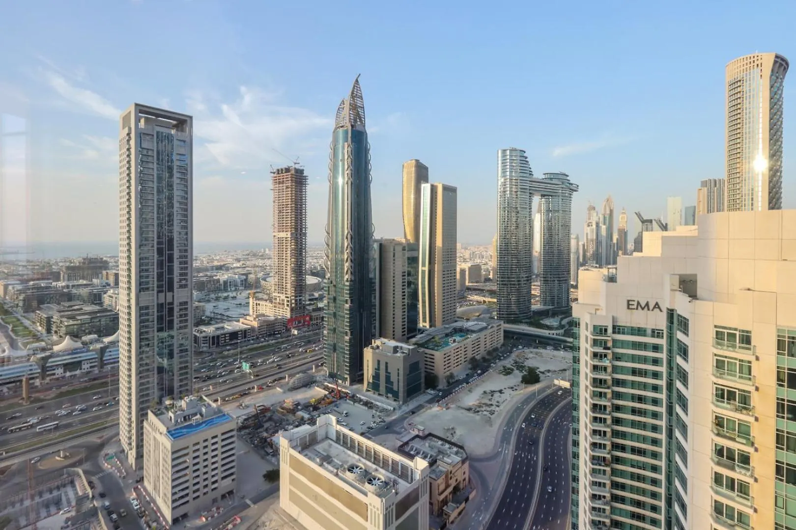 Livbnb-2B With Convertible Office,5Min To Burj Khalifa Dubai