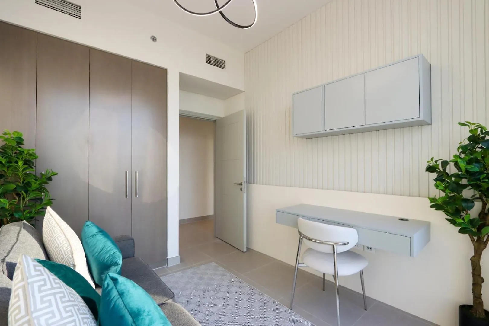 Livbnb-2B With Convertible Office,5Min To Burj Khalifa Dubai
