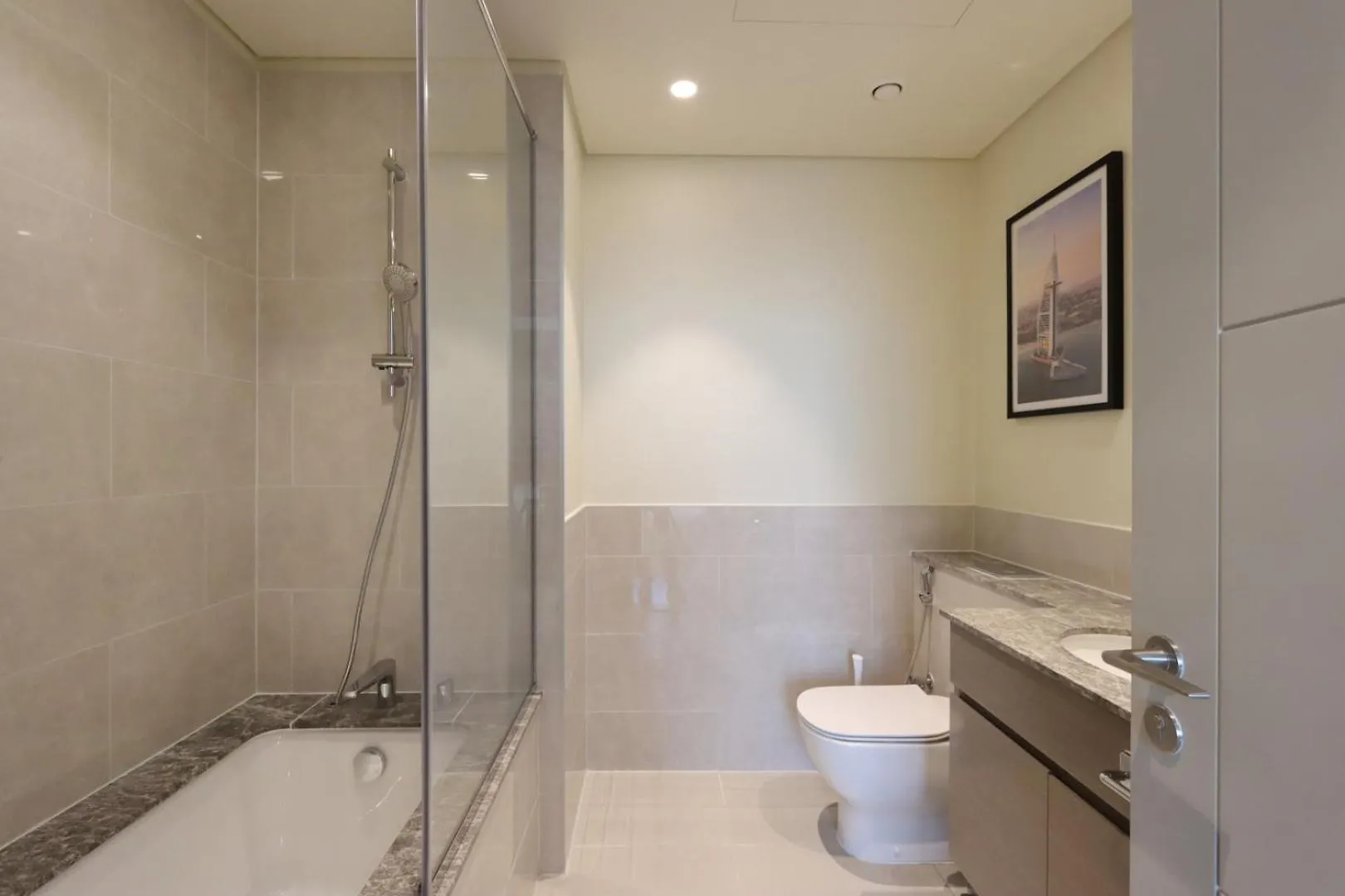 Apartment Livbnb-2B With Convertible Office,5Min To Burj Khalifa Dubai