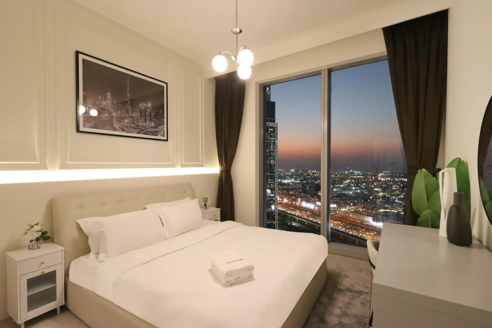 Livbnb-2B With Convertible Office,5Min To Burj Khalifa Dubai