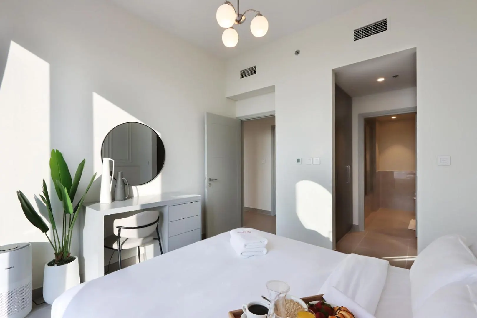 Livbnb-2B With Convertible Office,5Min To Burj Khalifa Dubai Apartment