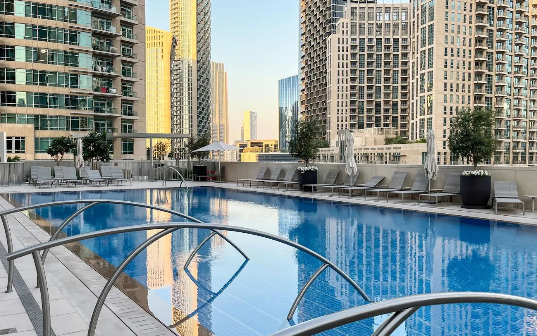 Apartment Livbnb-2B With Convertible Office,5Min To Burj Khalifa Dubai United Arab Emirates